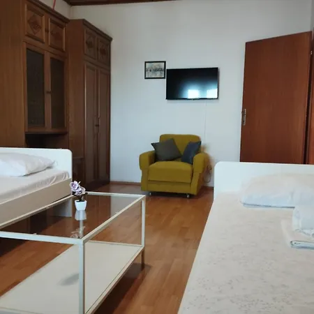Borovik Penzion Živogošće